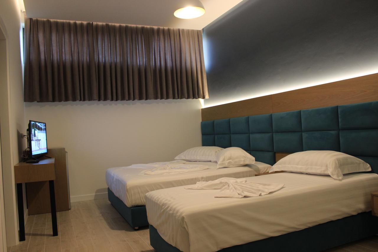 Domus Hotel & Apartments Шенджин Экстерьер фото